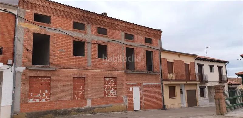 Foto 6dc5e5af-faf2-43fe-abe5-a3bc45b4fa7a. Masia a Portillo