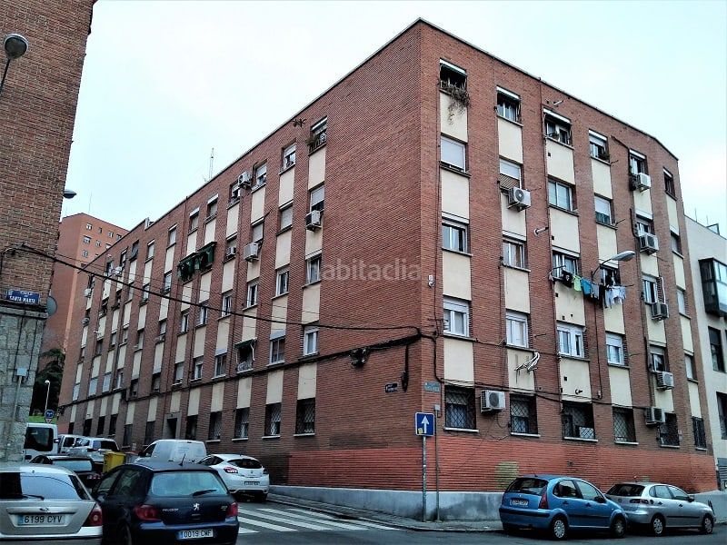Foto f9ff3919-24bf-4ad5-8d9d-1c14e893e9db. Pis amb calefacció a Numancia Madrid