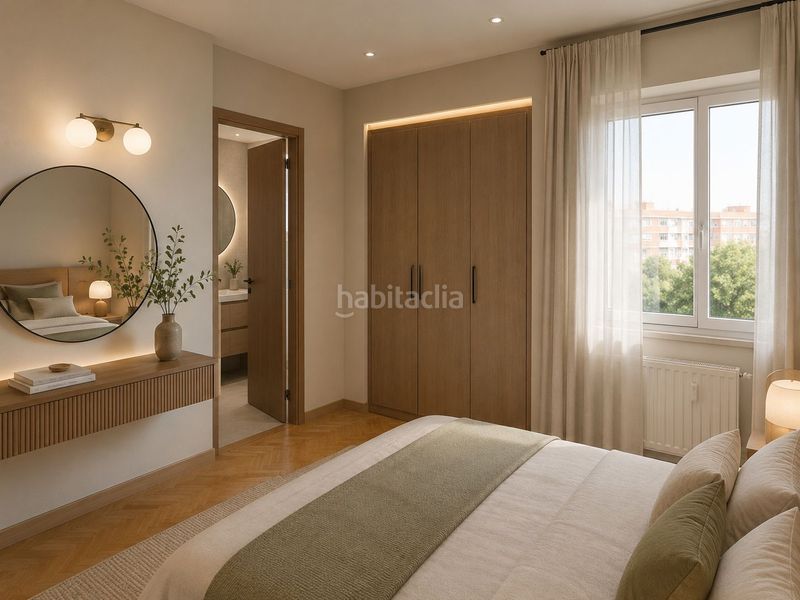 Foto a2e5c42a-68e3-4e43-93b9-31a1d3a72266. Pis amb calefacció piscina a Pilar Madrid