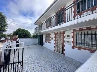 Masia a Camino viejo 10. Dos viviendas completas con terreno y huerto