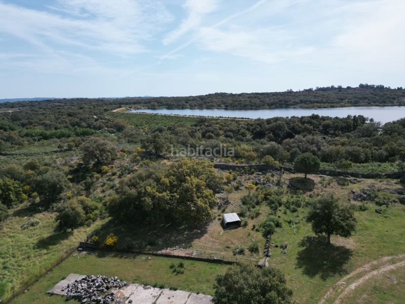 Foto d4917458-4a4c-49c1-b0e5-58e412e4054e. Masia a Valencia de Alcántara