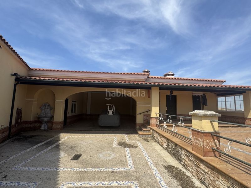 Foto 0720f3ff-121a-41a4-86c0-3d87f588ee15. Casa amb aparcament piscina a Valencia de las Torres