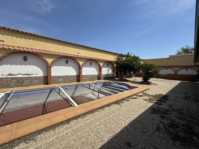 Foto 8c2c4846-cc7a-4b24-b7d2-38f7fb515e06. Casa amb aparcament piscina a Valencia de las Torres