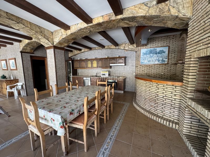 Foto fde7a513-729d-4c81-a646-6f4e38eb8d90. Casa amb aparcament piscina a Valencia de las Torres
