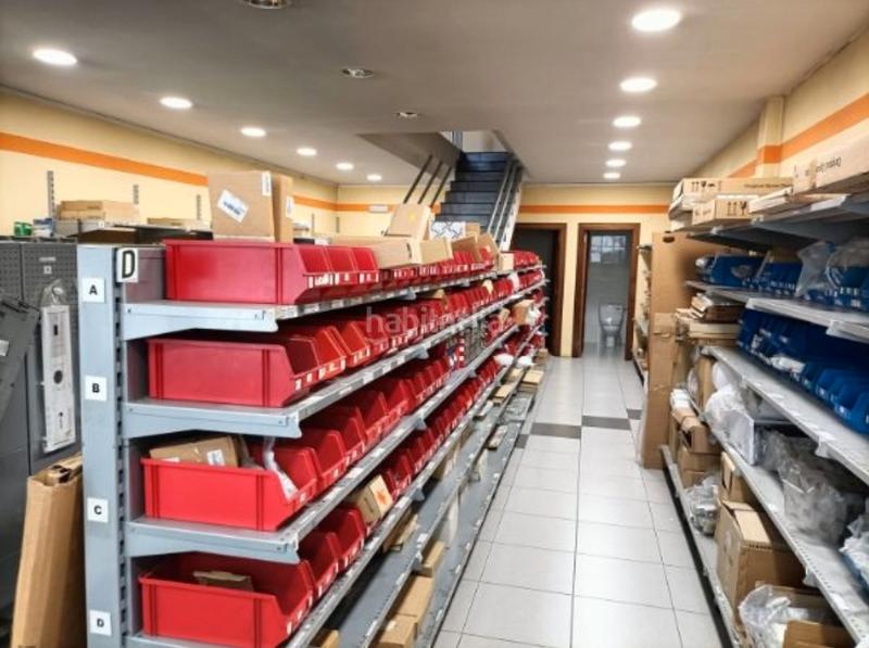 Foto 19516234-2011-425c-b8af-1d9331672e03. Nau industrial a Aranguren