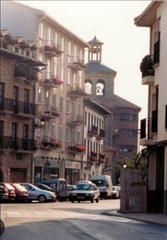 Local Comercial a Calle zubiarte 16. Se vende local en el centro de huarte
