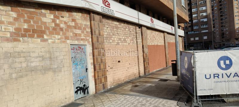 Foto f9487a60-6834-4d4c-a896-991375835e4f. Local commercial dans Azpilañaga Pamplona / Iruña