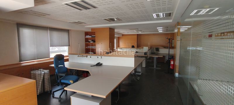 Foto 336f252c-948f-4ff4-8a53-e8afcfa44e7e. Oficina oportunidad de venta de oficinas en miguel astrain en Pamplona / Iruña