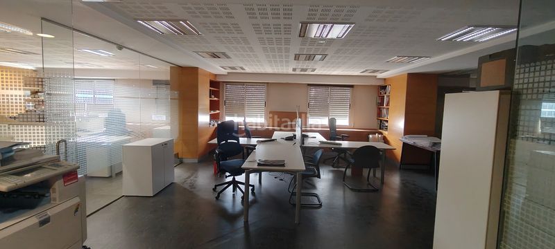 Foto 4db640b5-d642-45f9-a0ec-dbfd80982180. Oficina oportunidad de venta de oficinas en miguel astrain en Pamplona / Iruña