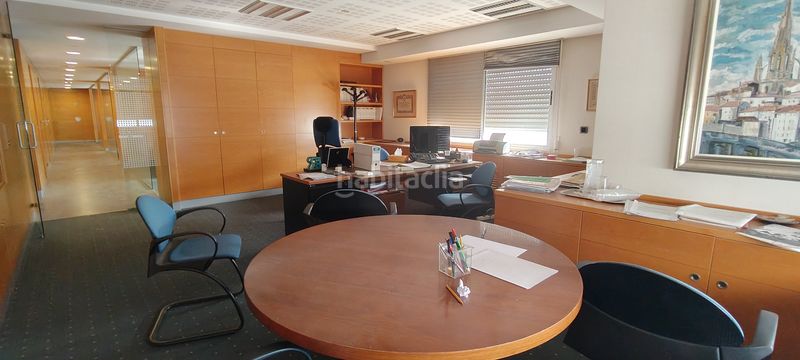 Foto abed2bc3-fbdd-4c83-aa0f-635587cf159b. Oficina oportunidad de venta de oficinas en miguel astrain en Pamplona / Iruña