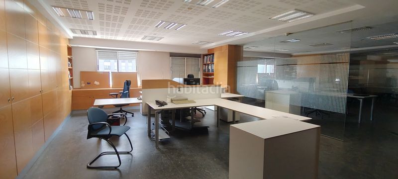Foto f98b8cec-bd4c-4a03-bf05-7b44add2f589. Oficina oportunidad de venta de oficinas en miguel astrain en Pamplona / Iruña