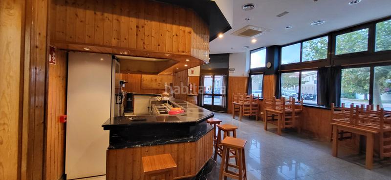 Foto 2b4c8c76-a948-4b09-9d6b-0aff57e70ad1. Local comercial ocasion se vende bar en la Chantrea en Pamplona / Iruña