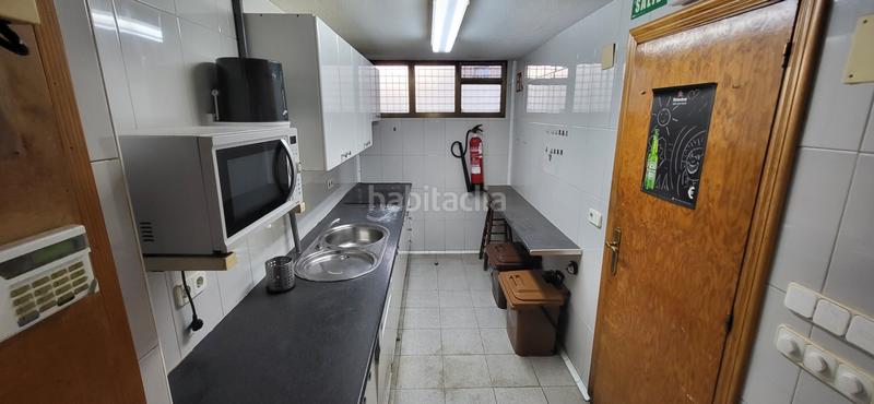 Foto 5e291572-865f-4f47-934a-023bc6a56e34. Local comercial ocasion se vende bar en la Chantrea en Pamplona / Iruña