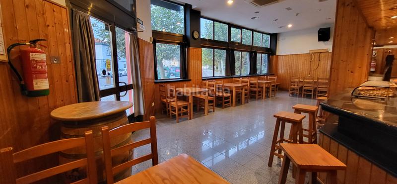 Foto 93de7881-e159-4658-9ede-3659f5c17a90. Local comercial ocasion se vende bar en la Chantrea en Pamplona / Iruña