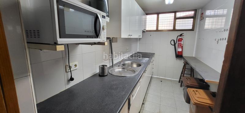 Foto b6b718c1-951b-4e13-80f0-d95d20eea4f0. Local comercial ocasion se vende bar en la Chantrea en Pamplona / Iruña