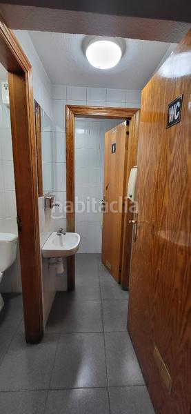 Foto ce14f7e2-6861-4169-8447-f7c28e6b100f. Local comercial ocasion se vende bar en la Chantrea en Pamplona / Iruña