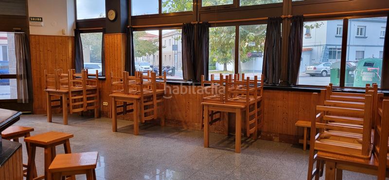 Foto eb7d5483-caac-4c20-8c3f-baffc22df017. Local comercial ocasion se vende bar en la Chantrea en Pamplona / Iruña