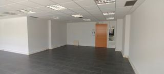 Lloguer Oficina a Ansoáin. Ocasion se alquila magnifica oficina con todos los servicios