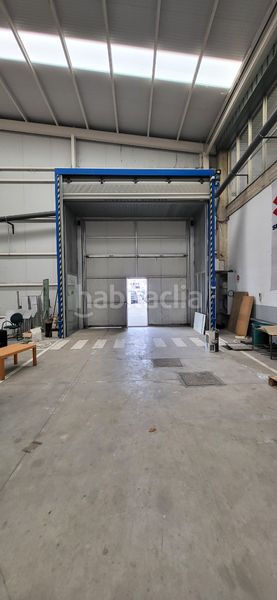 Foto 1cf657b2-cca8-4bd0-9ae5-05841f6bc3e1. Nau industrial a Burlada
