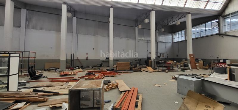 Foto d8985d7c-8180-4696-9bb3-33f60aa47741. Nau industrial a Burlada