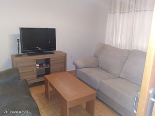 Casa en San Jos�-San Bernardo. Casa  de dos plantas en avda. menendez pelayo