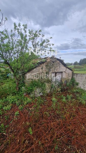 Foto 5a8bba30-bc5f-4da5-aba7-f21e94ca46e4. Casa a Outeiro de Rei