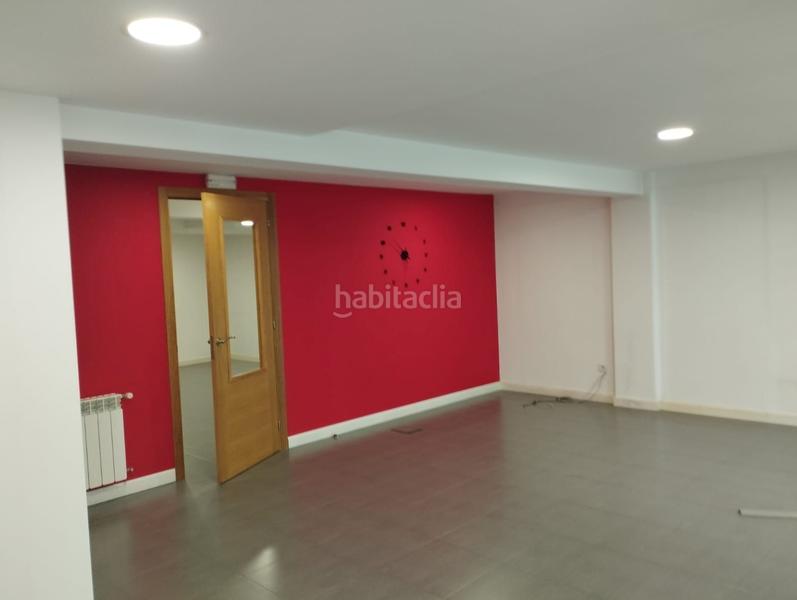 Foto c20493b3-2835-4ffe-baf8-597c80a9e187. Alquiler oficina entreplanta calle conde en Paradai Lugo