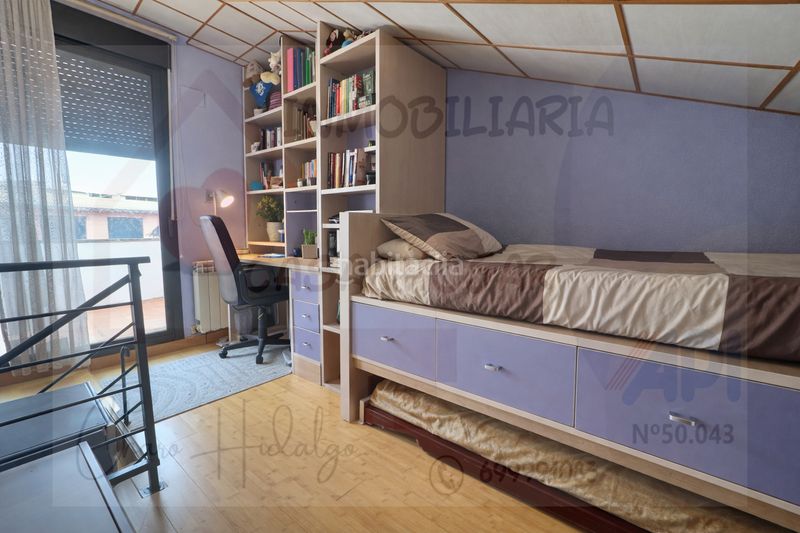 Foto 2892a434-e902-4243-8a30-b16bc96d94fe. Casa adossada amb xemeneia calefacció aparcament a Zuera