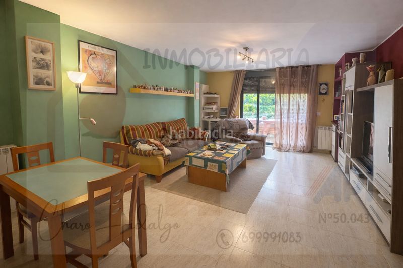 Foto 76f1c376-86a3-4d23-bb7c-d19e93aa4143. Casa adossada amb xemeneia calefacció aparcament a Zuera