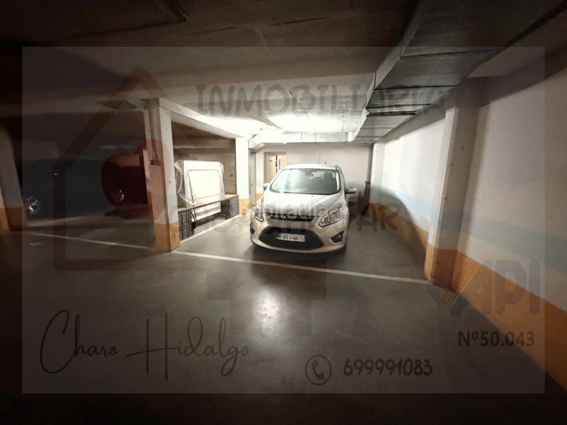 Foto c041dd1b-fed8-4c73-be89-3bfd28f75e7d. Casa adossada amb xemeneia calefacció aparcament a Zuera