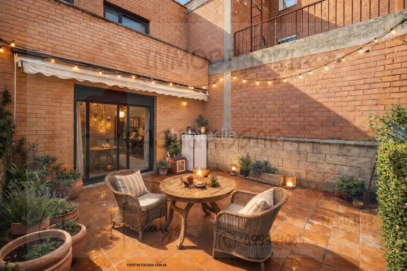 Foto f3d6c8cc-6e85-4bfb-9686-c5b6066584ed. Casa adossada amb xemeneia calefacció aparcament a Zuera