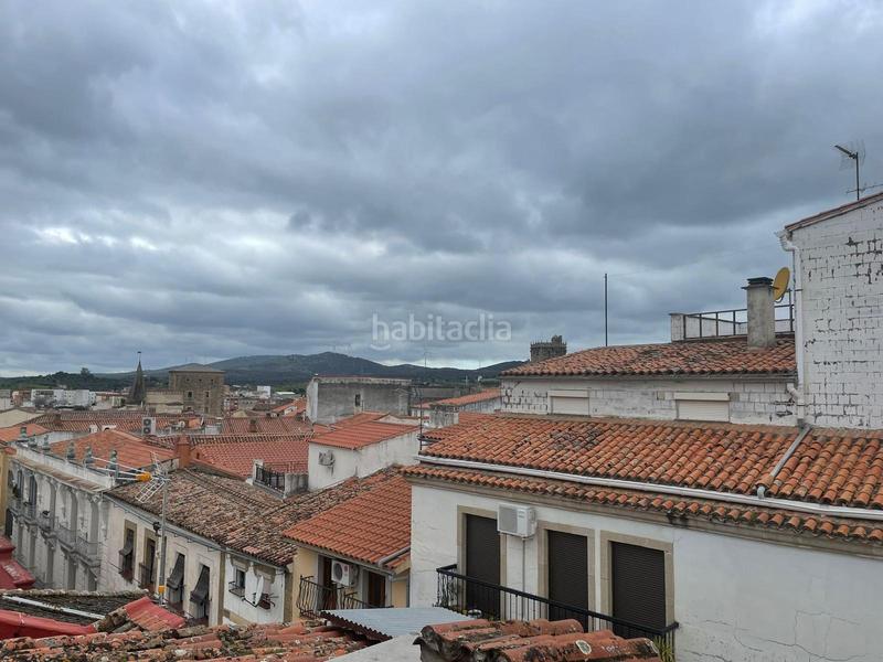 Foto 1db62a3f-17bb-4819-94ab-3b267e863ed8. Piso  en venta en Centro Ciudad Plasencia
