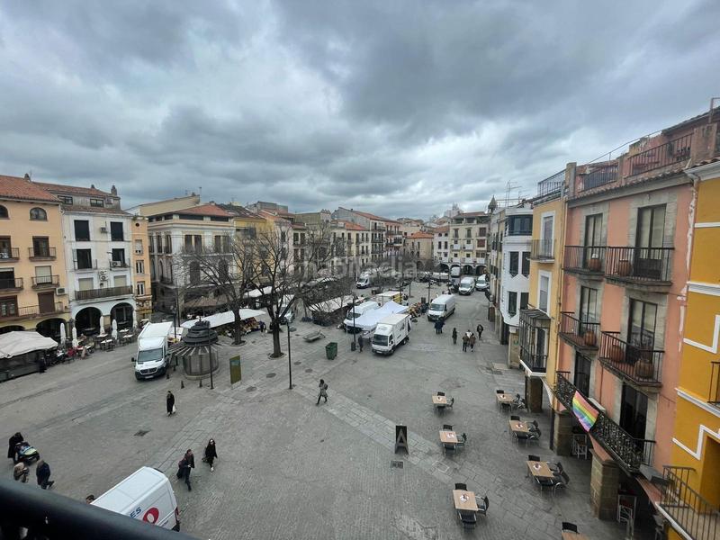 Foto 755d2f9e-05a8-4643-94af-2f4bfd6b3e91. Piso  en venta en Centro Ciudad Plasencia