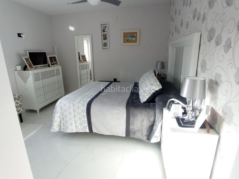 Foto 4a8e4239-b9bb-49a0-bb3a-81bd4911c696. Chalet mit kamin heizung pool in Zona Norte - Hospital - Urbanizaciones Plasencia