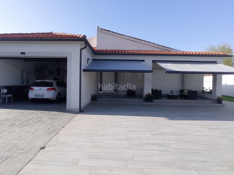 Foto e4f44b4c-ce3a-49ef-9462-f212e0b5b779. Chalet mit kamin heizung pool in Zona Norte - Hospital - Urbanizaciones Plasencia