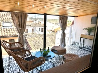 Rent Penthouse  Calle pedro isidro. Alquiler de atico zona centro
