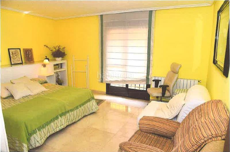 Foto 183fc3ef-74e1-4dcf-9395-f446055ffcb4. Casa venta de casa espectacular en Centro Ciudad Plasencia