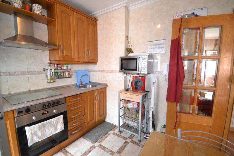 Foto 840e84bf-34ec-4535-a804-c36c3d44e8a2. Flat in calle navaconcejo 17 in Miralvalle - Av. Virgen del Puerto - La Data Plasencia