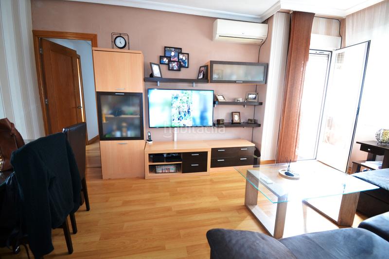 Foto f6cae01e-c051-43ff-a663-4c6a627b82e0. Flat in calle navaconcejo 17 in Miralvalle - Av. Virgen del Puerto - La Data Plasencia