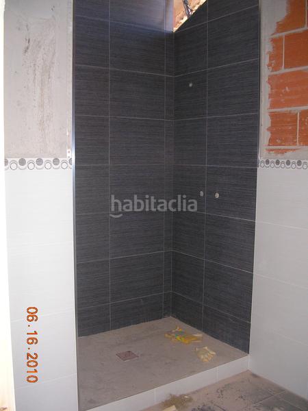 Foto 6a3ac3b8-dcbd-40db-8915-648b1de5b7c4. Chalet in Malpartida de Plasencia