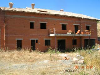 Xalet a Malpartida de Plasencia. Venta de chalet independiente para reformar