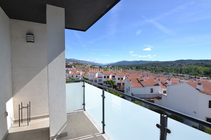 Foto e5c93433-66f4-4a0a-a890-8af847b9e280. Pis amb calefacció aparcament a Miralvalle - Av. Virgen del Puerto - La Data Plasencia