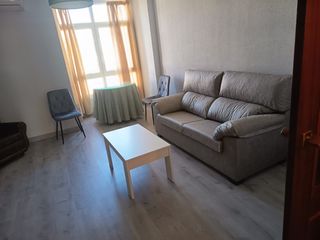 Rent Flat in Plaza san gregorio 15. Alquiler de piso zona san gregorio
