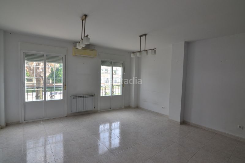 Foto beb2a613-52d2-4be9-be85-4278dbbede3c. Casa adossada amb calefacció a Malpartida de Plasencia