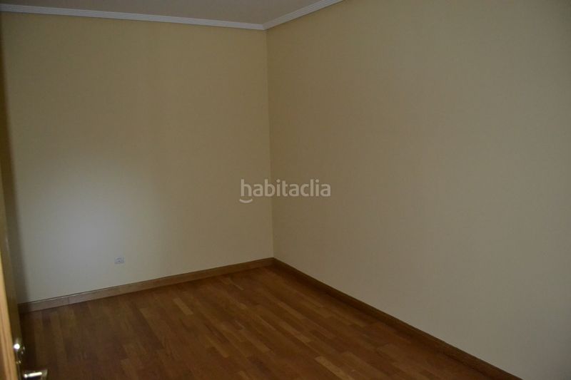 Foto 2eb013bf-55ca-4a11-88bc-2dd2e3a0c6b5. Pis a calle sor valentina mirón 88 a Centro Ciudad Plasencia