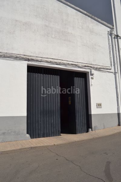 Foto 3f5f9471-d218-4416-aa56-d39982287f3c. Local comercial a plaza de picasso 4 a Malpartida de Plasencia