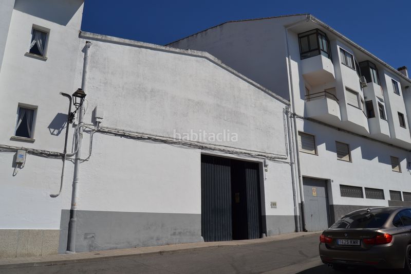 Foto 640d5f0e-ebf7-4786-bede-85369af25624. Local comercial a plaza de picasso 4 a Malpartida de Plasencia