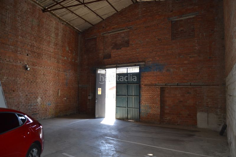 Foto 64ed46d5-261b-4088-bced-97231f86203a. Local comercial a plaza de picasso 4 a Malpartida de Plasencia