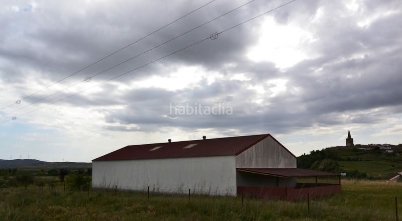 Foto cd9536ad-8a0d-4eb2-9346-377f9a0f1b88. Finca rústica a Galisteo