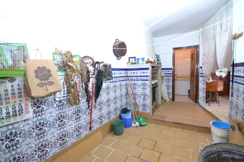 Foto c86de1f6-d9c0-4014-807e-c2ab8b42c705. Casa amb aparcament a Malpartida de Plasencia